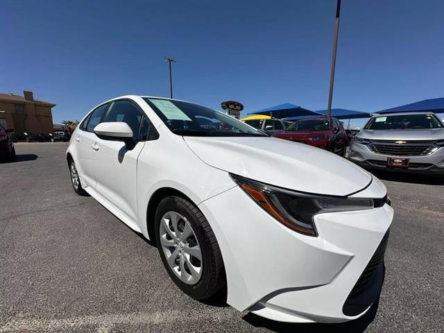 $23995 : Pre-Owned 2023 Corolla LE Sed image 8