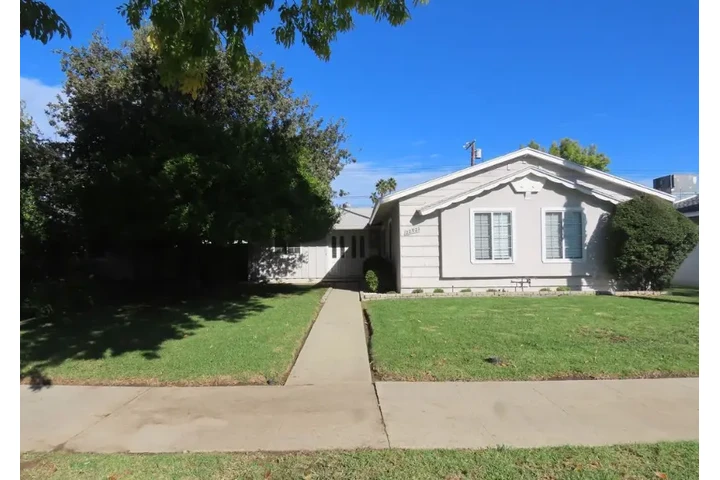 $2570 : Property for rental image 1