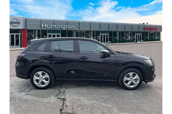 $22226 : Honda HR-V 2025 LX 4dr Cross image 9