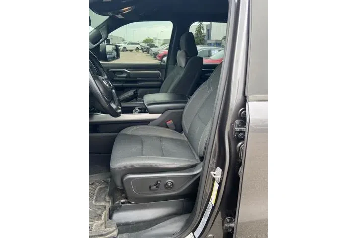 $25685 : Ram 1500 2019 4x4 Big Horn 4 image 5