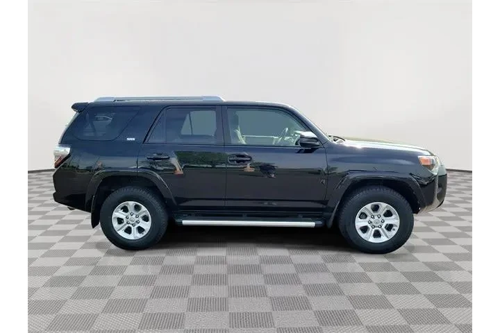 $17950 : Toyota 4Runner 2016 4x4 SR5 image 6