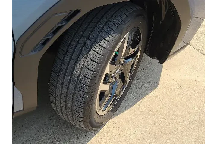 $33417 : Subaru Forester 2025 AWD Lim image 8