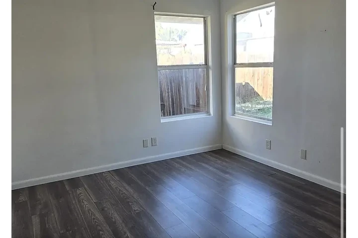 $800 : Looking for your own quiet ! image 5