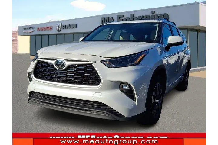 $35155 : Toyota Highlander 2023 XLE 4 image 1