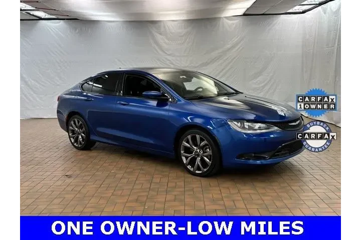 $12500 : Chrysler 200 2015 AWD S 4dr image 1