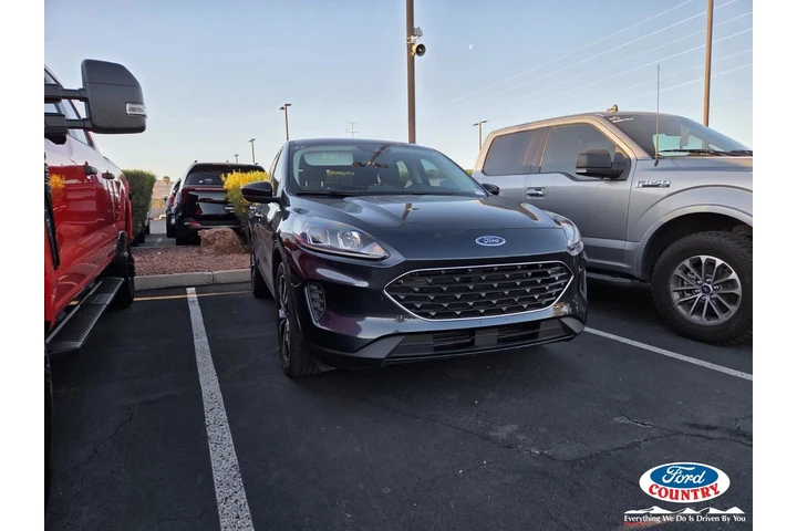 $19995 : Ford Escape 2022 SE 4dr SUV image 1