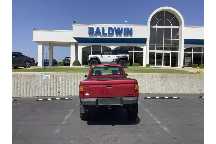 $24950 : Toyota Tacoma 1999 2dr SR5 V image 6