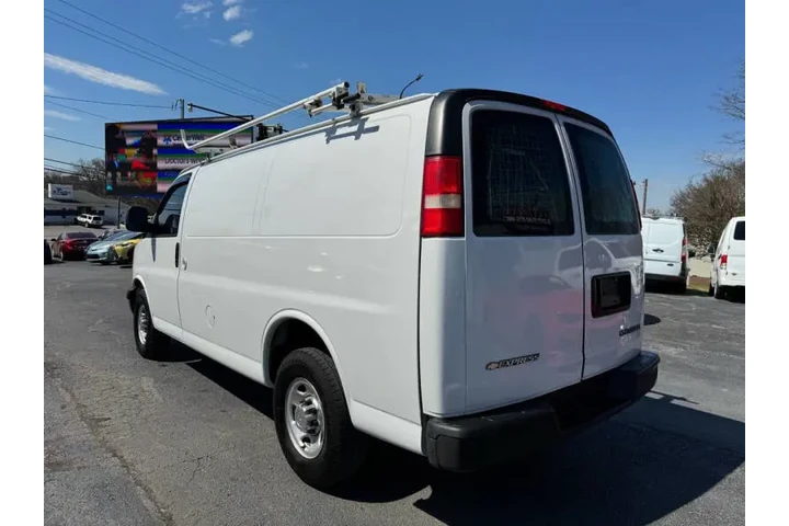 $17495 : 2019 Express 2500 image 8