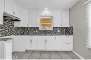$2700 : CASA CON UTILIDADES INCLUIDAS thumbnail