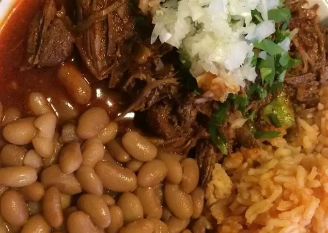 Birria de res $10.50 x persona image 2