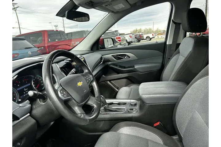 $23624 : Chevrolet Traverse 2020 4x4 image 9