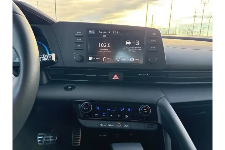 $23999 : Hyundai ELANTRA 2025 SEL Spo image 10