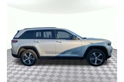 $26520 : Jeep Grand Cherokee 2023 4x4 thumbnail