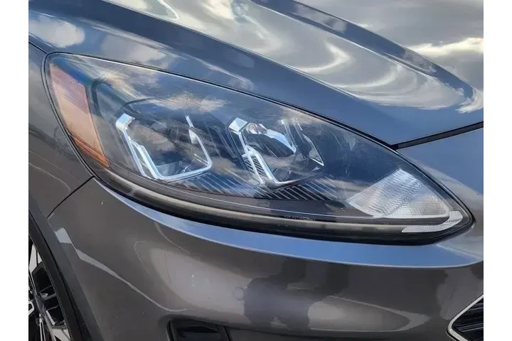 $14866 : Ford Escape 2021 SE 4dr SUV image 9