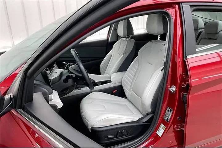 $20990 : Hyundai ELANTRA 2023 Limited image 8