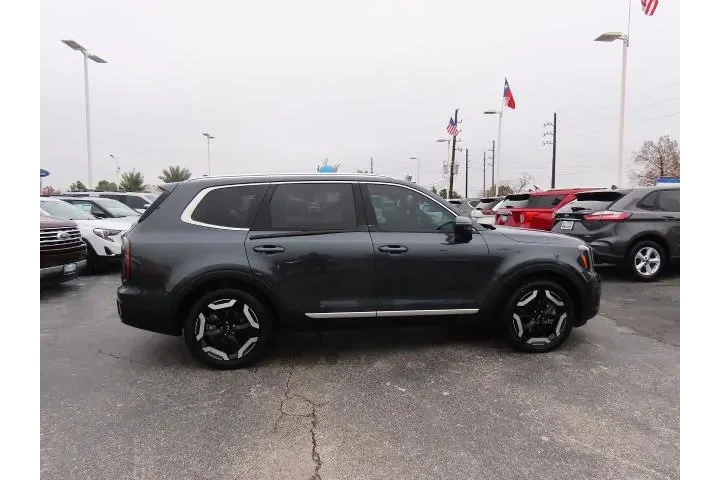 $30999 : Kia Telluride 2024 EX 4dr SU image 10