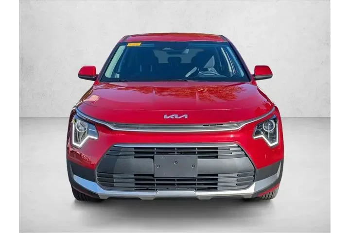 $25989 : Kia Niro 2026 LX 4dr Crossov image 2