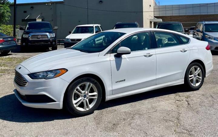 $9500 : 2018 Fusion Hybrid SE image 4