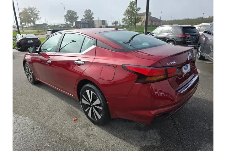 $24500 : Nissan Altima 2021 AWD 2.5 S image 3