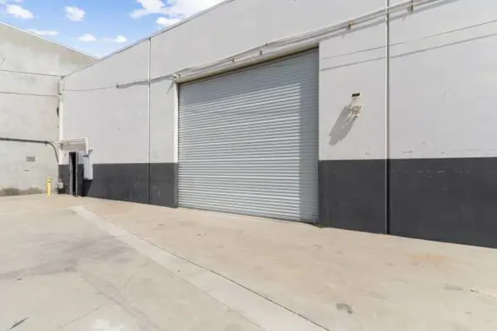$6500 : Bodega Disponible en Gardena image 7
