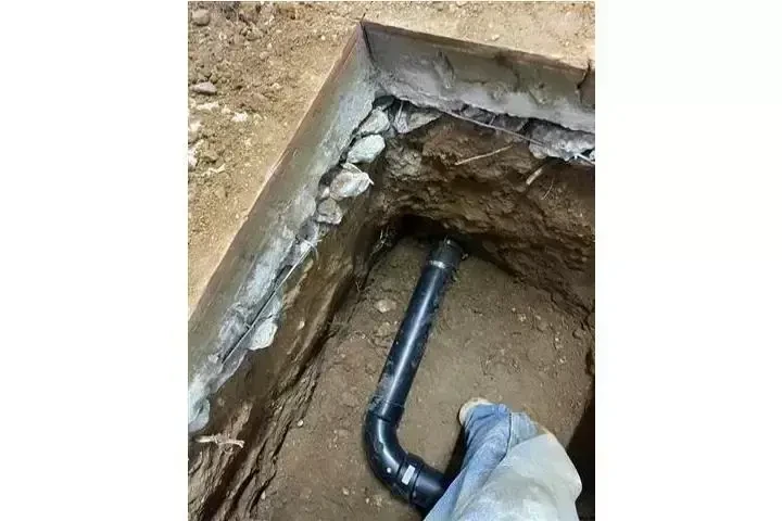 PLOMERO BARATO (323) 946-8895 image 7