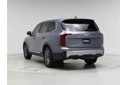 $29998 : Kia Telluride 2023 LX 4dr SU thumbnail