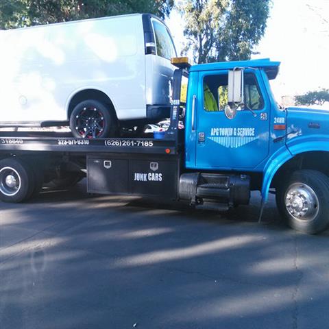APG Towing and Recovery image 4
