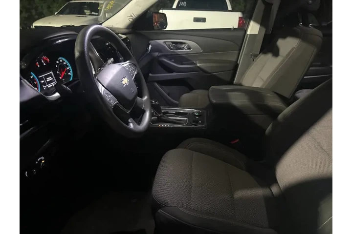 $13995 : 2018 Traverse LS image 6