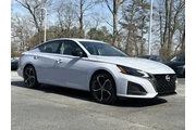 $19698 : Nissan Altima 2024 2.5 SR 4d thumbnail