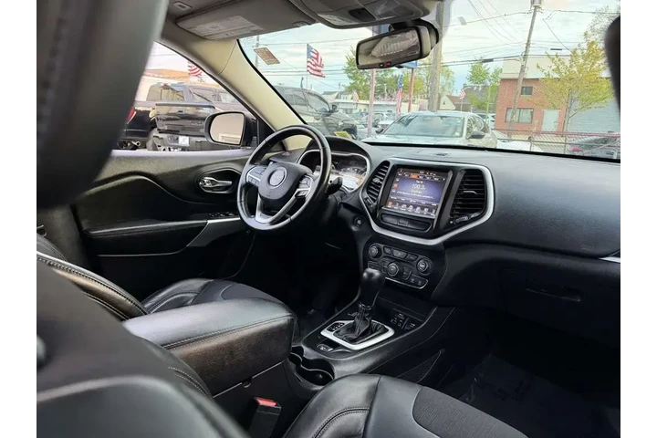 $17098 : Jeep Cherokee 2018 4x4 Latit image 8