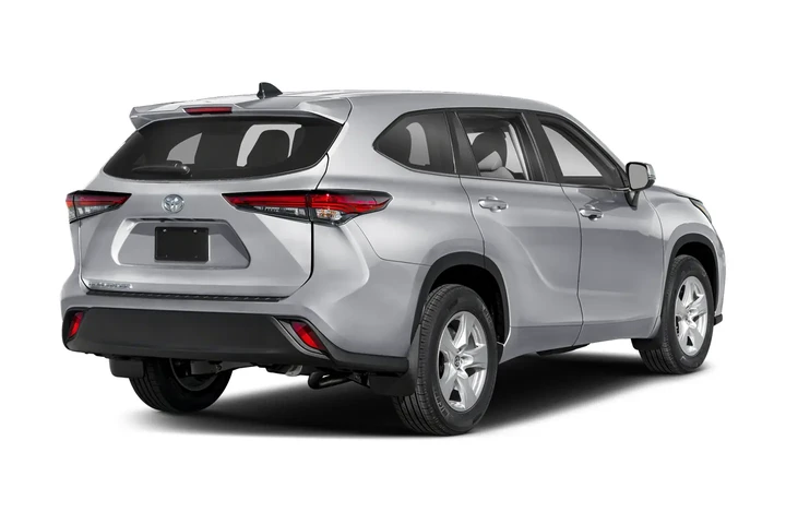$29984 : 2023 Highlander L Sport Utili image 2