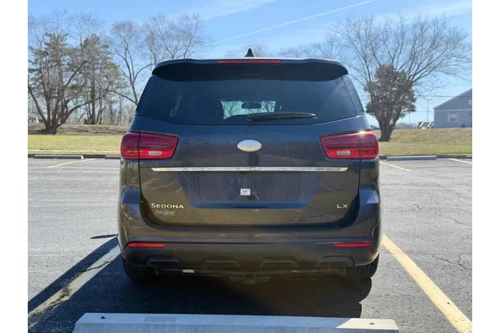 $6999 : 2019 Sedona LX image 6