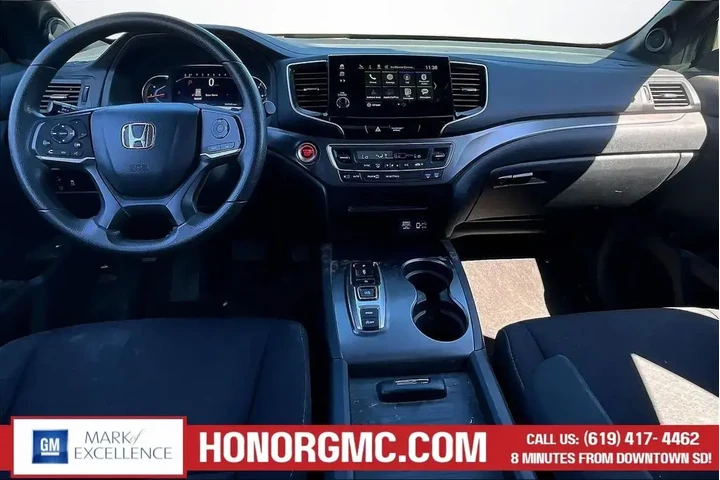 $22888 : Honda Passport 2021 Sport 4d image 7