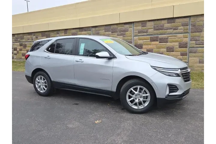 $18587 : Chevrolet Equinox 2022 LT 4d image 1