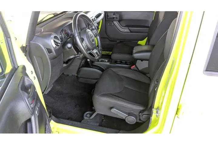 $18999 : Jeep Wrangler Unlimited 2016 image 5