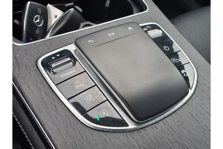 $25999 : Mercedes-Benz GLC 2021 AWD G image 8