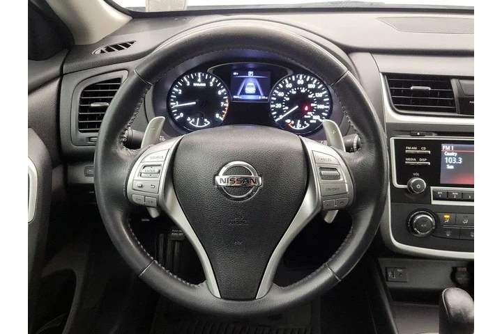 $12998 : Nissan Altima 2017 2.5 SR 4d image 10