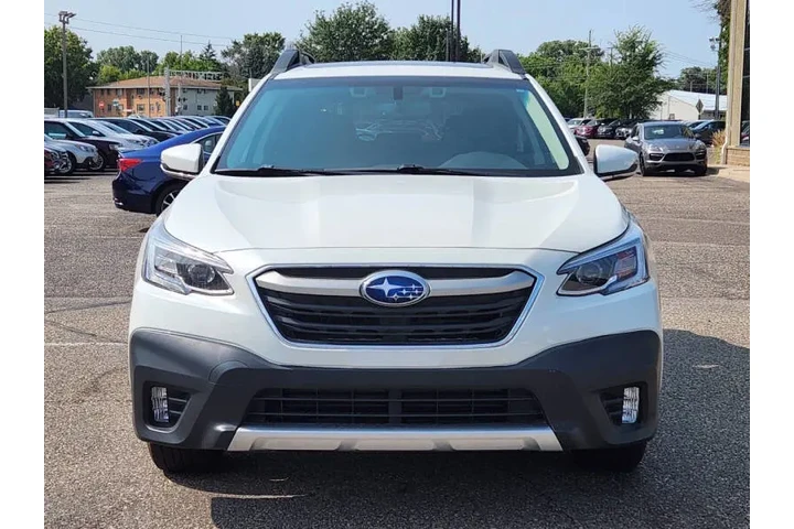 $20995 : 2021 Outback Limited image 7