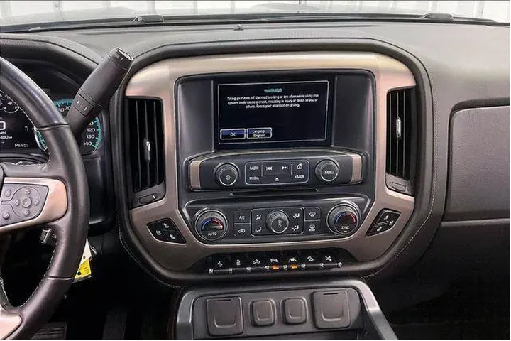 $25990 : GMC Sierra 1500 2018 4x4 Den image 6
