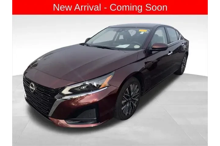 $18987 : Nissan Altima 2023 2.5 SV 4d image 2