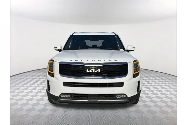 $30391 : Kia Telluride 2022 AWD SX 4d image 2