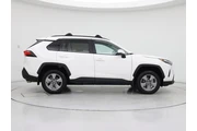 $31998 : Toyota RAV4 2023 AWD XLE 4dr thumbnail