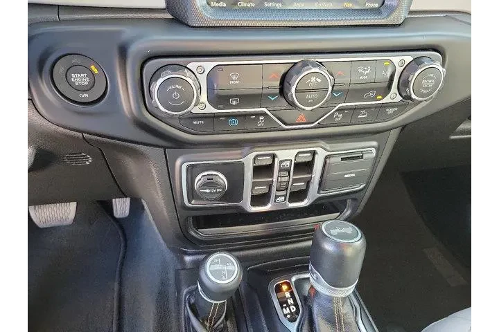 $33000 : Jeep Wrangler Unlimited 2022 image 9