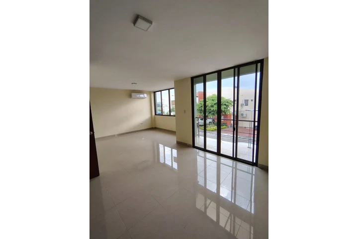 $198000 : Casa en venta Urbanización Bal image 3