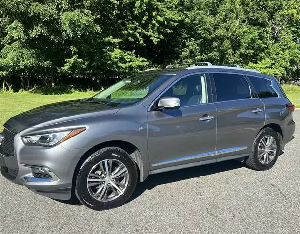 $9000 : 2018 Infiniti QX60 AWD image 1