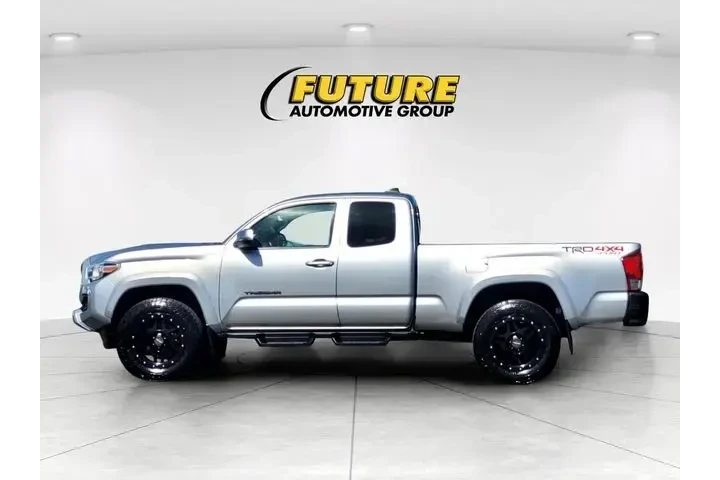 $29997 : Toyota Tacoma 2017 4x4 TRD O image 7