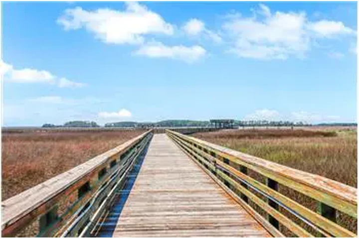 $1400 : Rental property with 1 bedro image 5