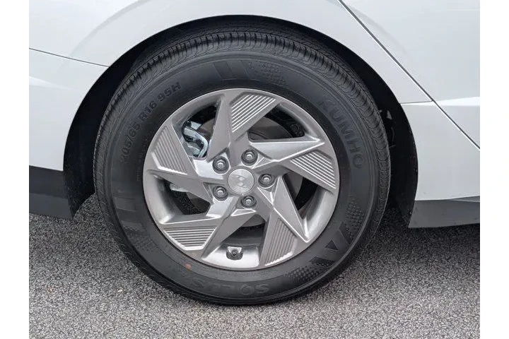 $24944 : Hyundai SONATA 2025 SE 4dr S image 9