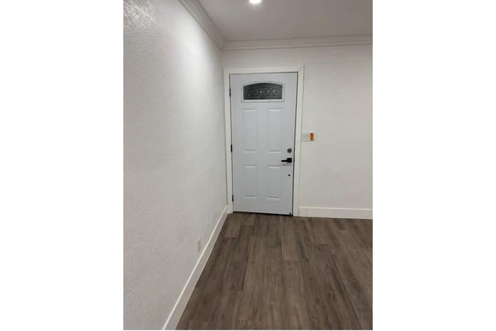 $2200 : Rento casa  Barstow ca image 7