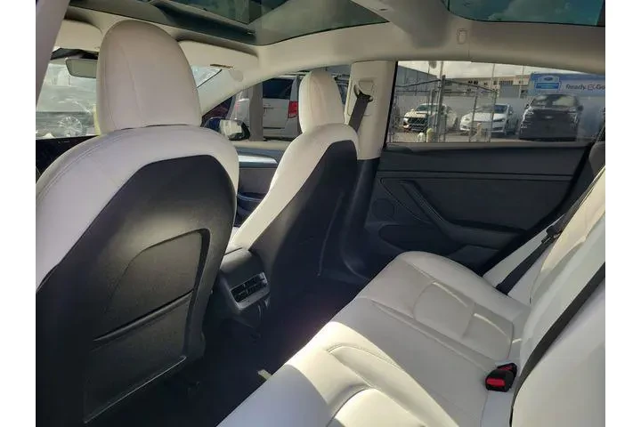 $19990 : Tesla Model 3 2023 4dr Sedan image 5